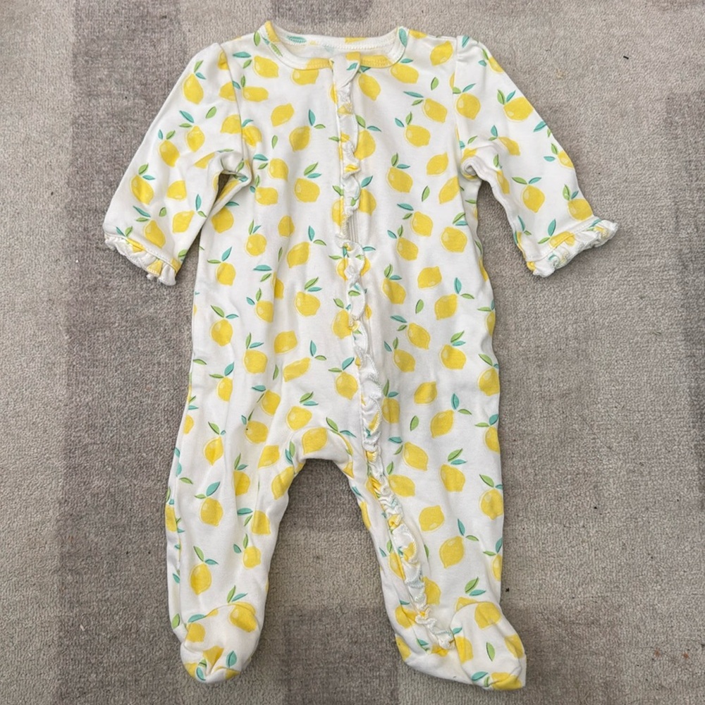 3M Little Me Onesie